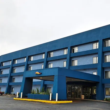 Days Inn By Wyndham Davenport